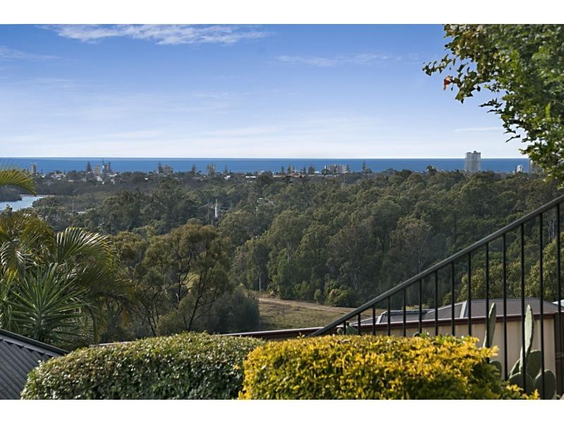 9 Royal View Close, Burleigh Heads QLD 4220