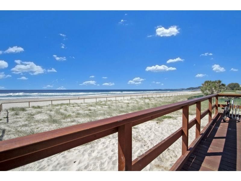 13 Allawah Avenue, Palm Beach QLD 4221