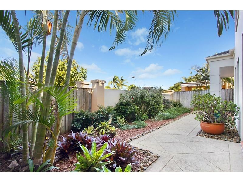 3/27 Beachcomber Court, Burleigh Waters QLD 4220