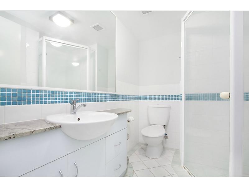 Unit 24/186 The Esplanade, Burleigh Heads QLD 4220