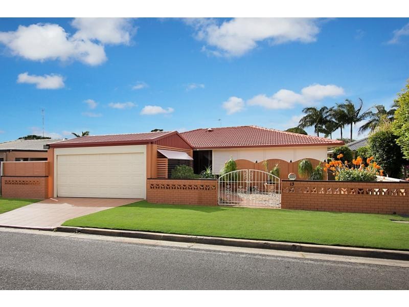 13 Dabchick Drive, Burleigh Waters QLD 4220