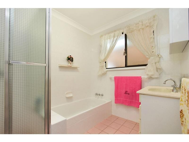 13 Dabchick Drive, Burleigh Waters QLD 4220
