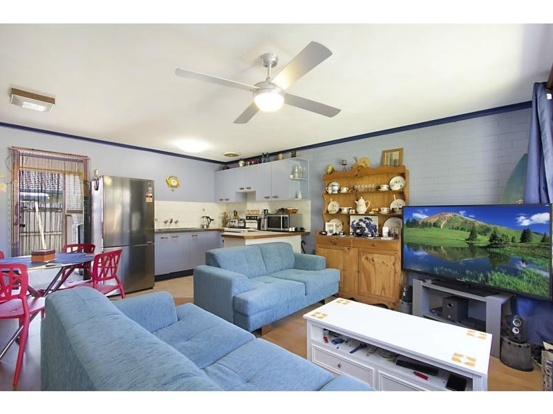 2/30 Nineteenth Avenue, Palm Beach QLD 4221