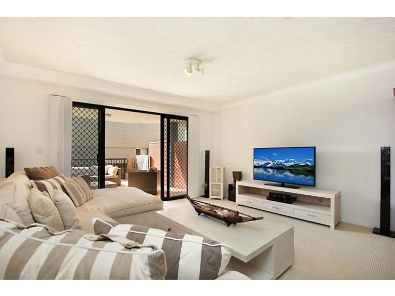 4/1064 Gold Coast Highway, Palm Beach QLD 4221