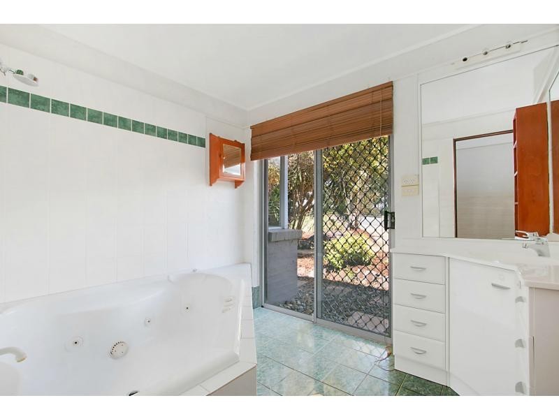 42 Ladds Ridge Road, Burleigh Heads QLD 4220