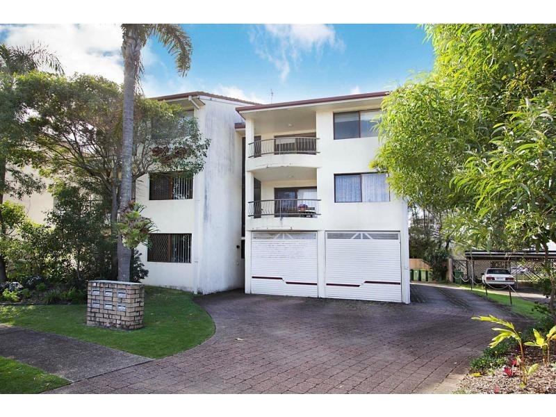 5/3 Nyrang Avenue, Palm Beach QLD 4221
