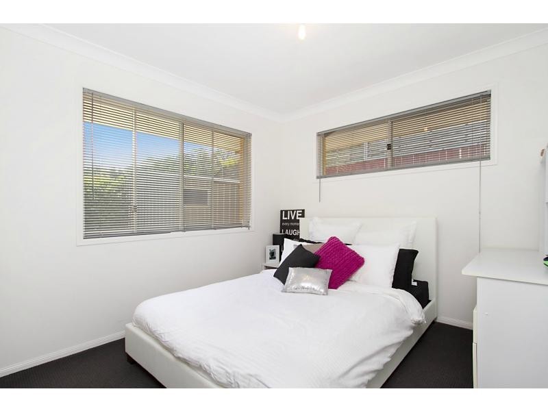 17 Orchna Street, Burleigh Heads QLD 4220