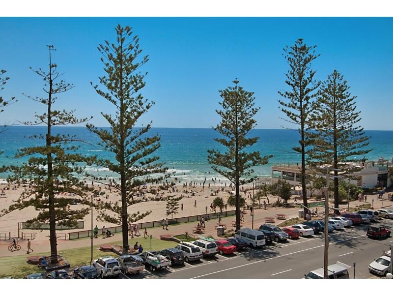 24 East Street, Burleigh Heads QLD 4220