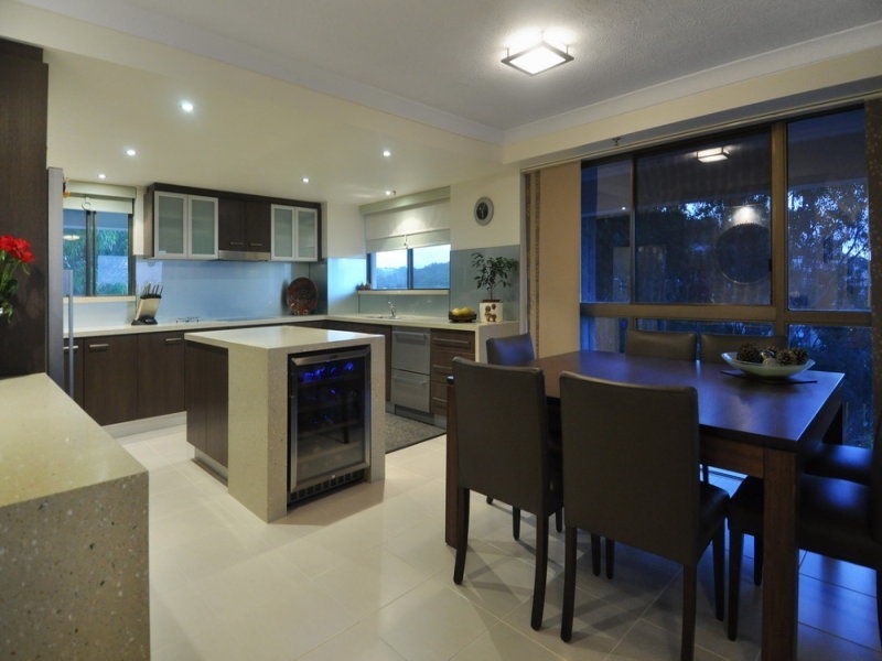 Unit 9/45 Hayle Street, Burleigh Heads QLD 4220
