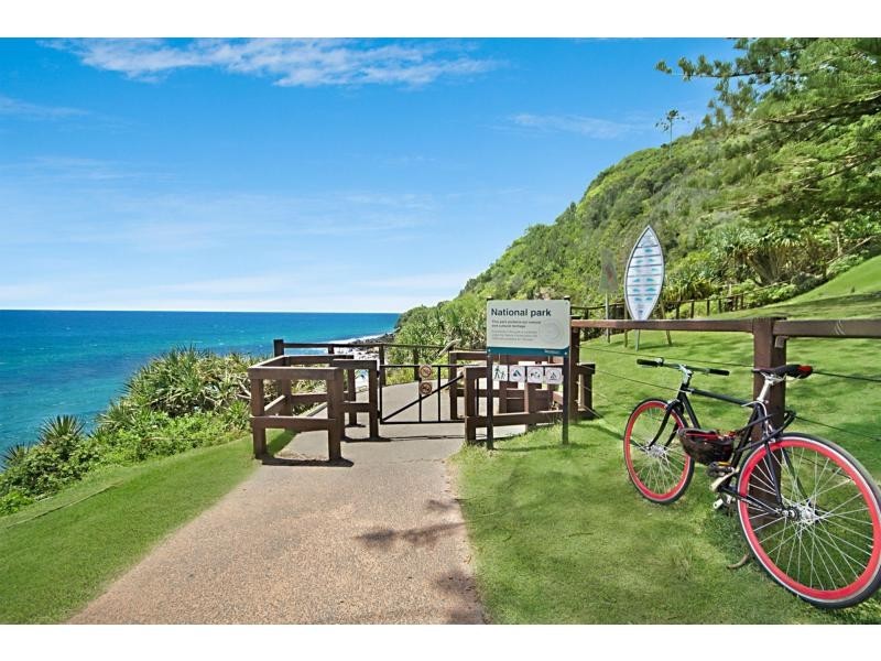 9/34 Hayle Street, Burleigh Heads QLD 4220