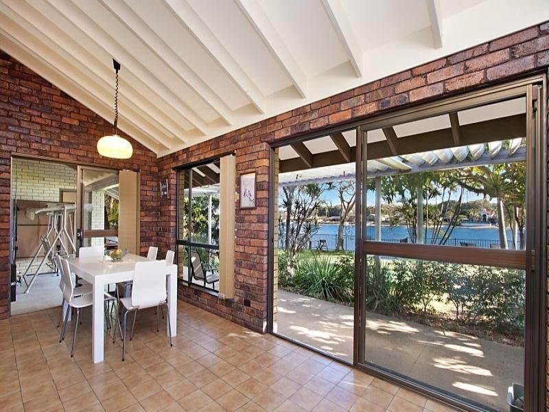 80 Parnki Parade, Palm Beach QLD 4221
