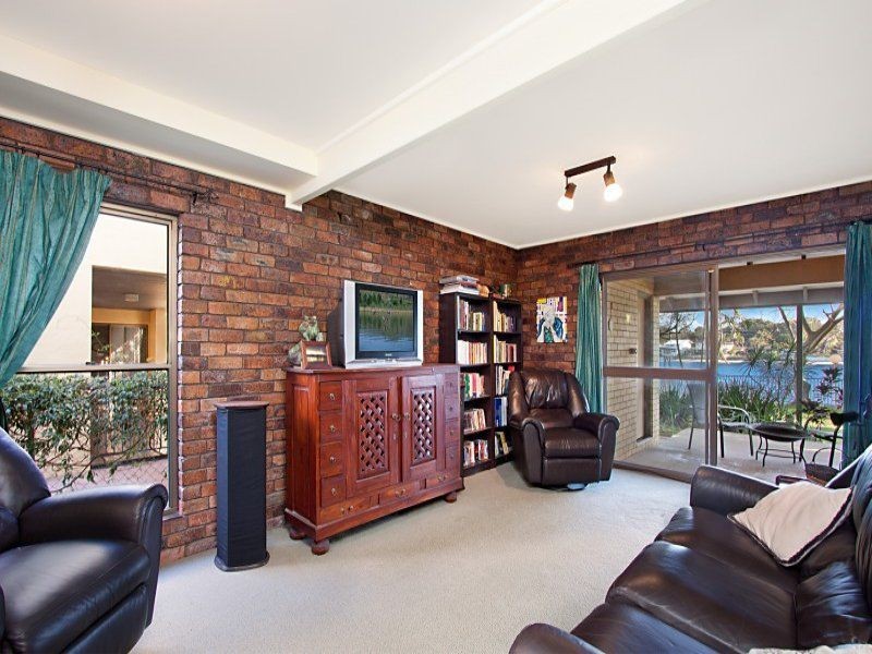 80 Parnki Parade, Palm Beach QLD 4221