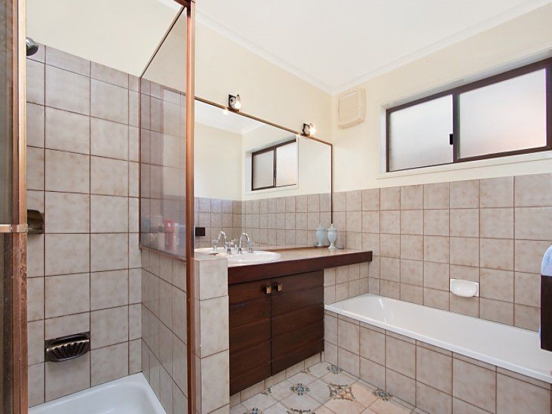 80 Parnki Parade, Palm Beach QLD 4221