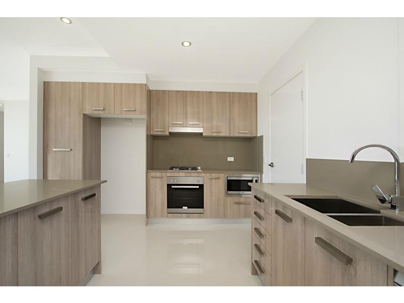 12/3 Mieke Court, Burleigh Heads QLD 4220
