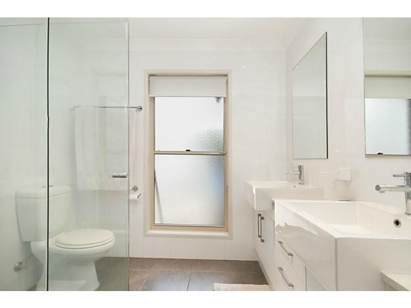3 Goldvilla Drive, Elanora QLD 4221