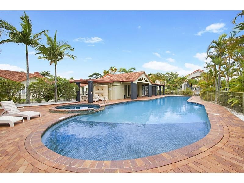 55/24 Ron Penhaligon Way, Robina QLD 4226
