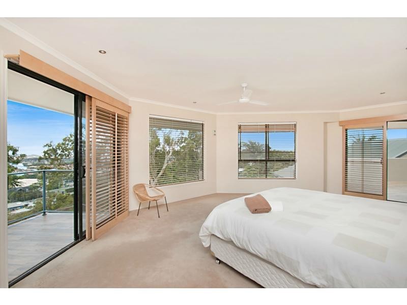 53 Skyline Terrace, Burleigh Heads QLD 4220