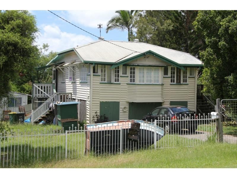 23 Mattocks Road, Burleigh Waters QLD 4220