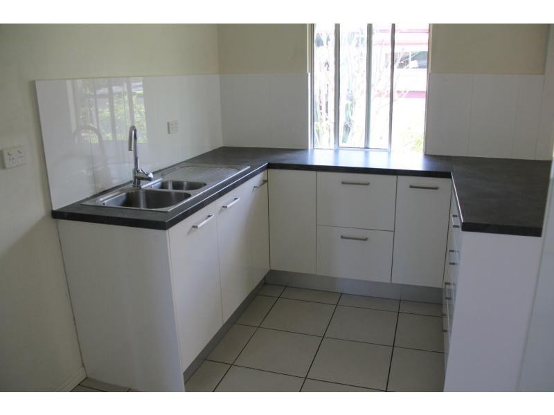 23 Mattocks Road, Burleigh Waters QLD 4220