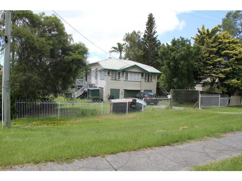 23 Mattocks Road, Burleigh Waters QLD 4220