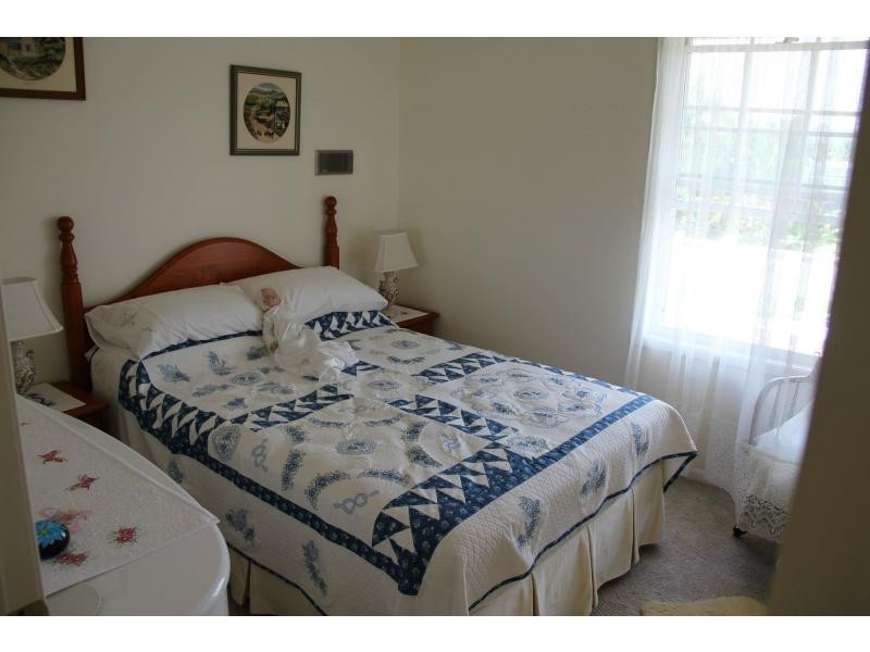 32 Pintail Crescent, Burleigh Waters QLD 4220