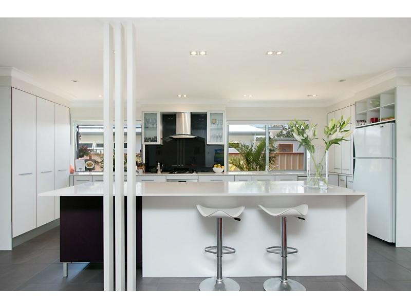 19 Tawarri Crescent, Burleigh Heads QLD 4220
