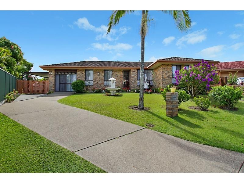 4 Leafy Close, Burleigh Waters QLD 4220