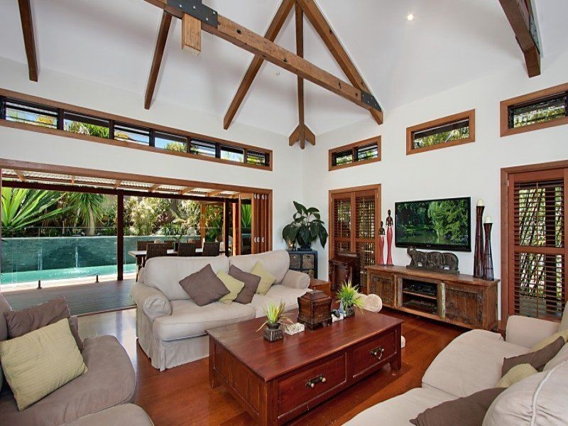 71 Sky Royal Terrace, Burleigh Heads QLD 4220