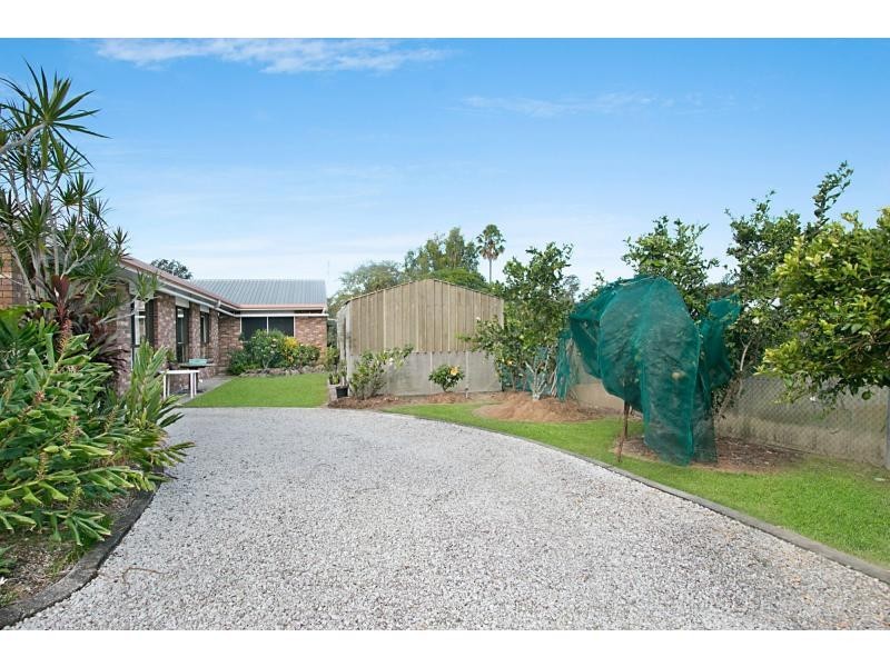 34 Larch Street, Tallebudgera QLD 4228