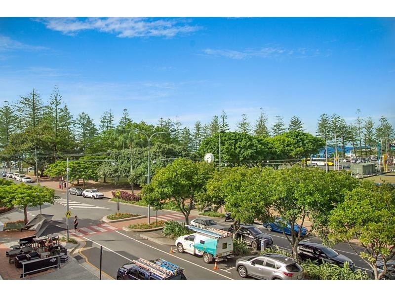 8/31 Connor Street, Burleigh Heads QLD 4220