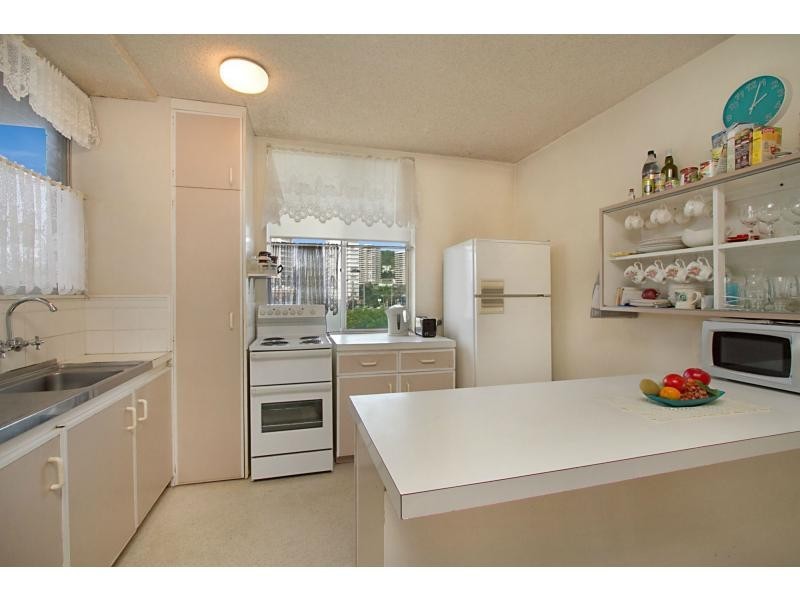 8/31 Connor Street, Burleigh Heads QLD 4220