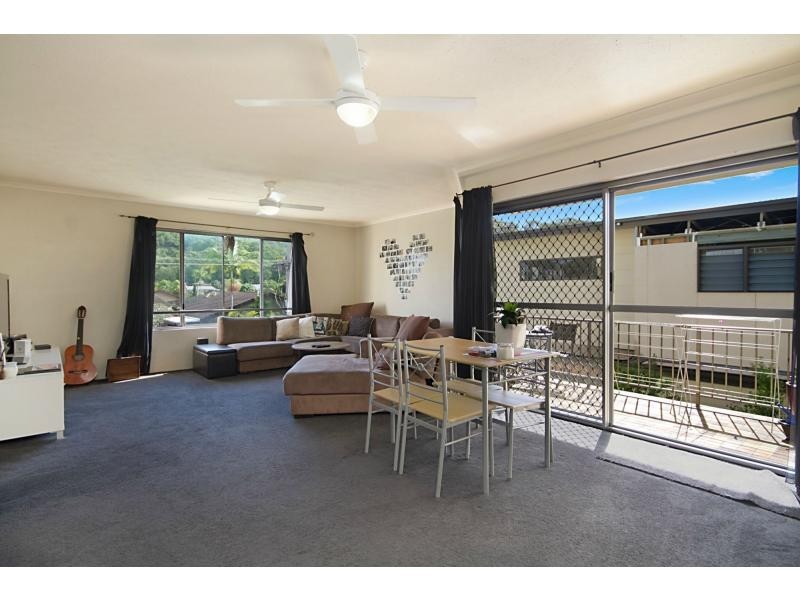 5/18 Ikkina Road, Burleigh Heads QLD 4220