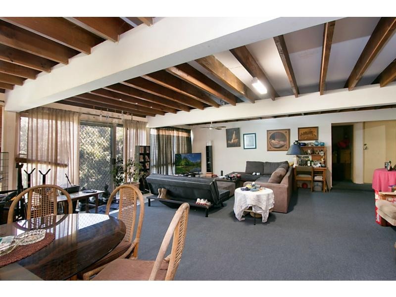 16 Woodgee Street, Currumbin QLD 4223