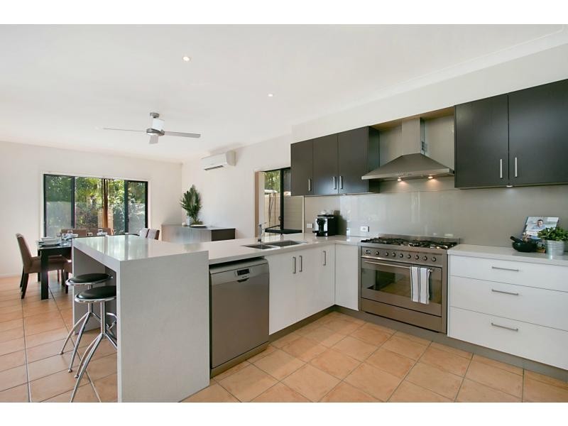 28 Sky Royal Terrace, Burleigh Heads QLD 4220