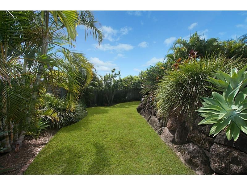 28 Sky Royal Terrace, Burleigh Heads QLD 4220