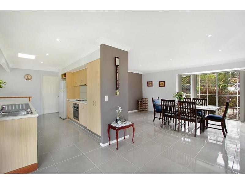 2 Branch Crescent, Reedy Creek QLD 4227