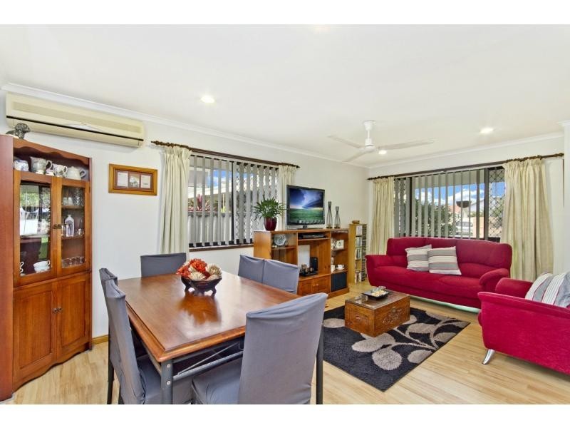 21 Bardon Avenue, Miami QLD 4220