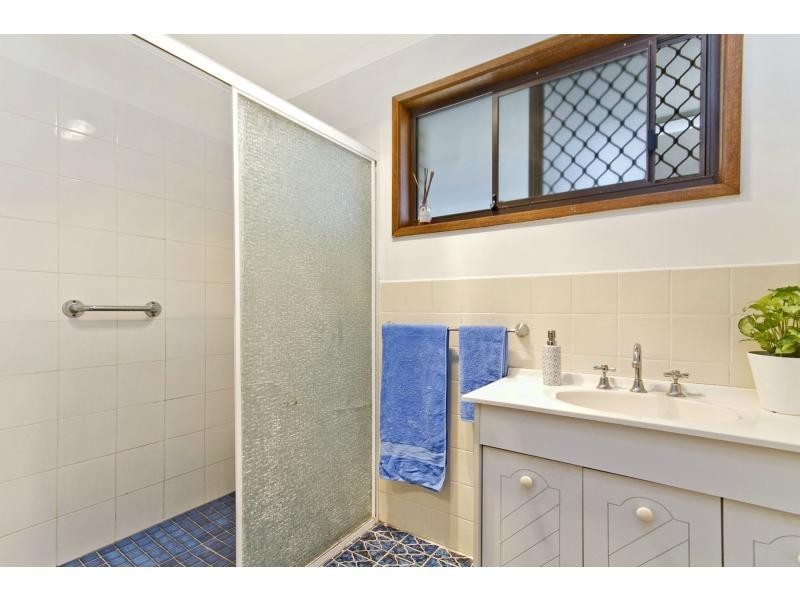 21 Bardon Avenue, Miami QLD 4220