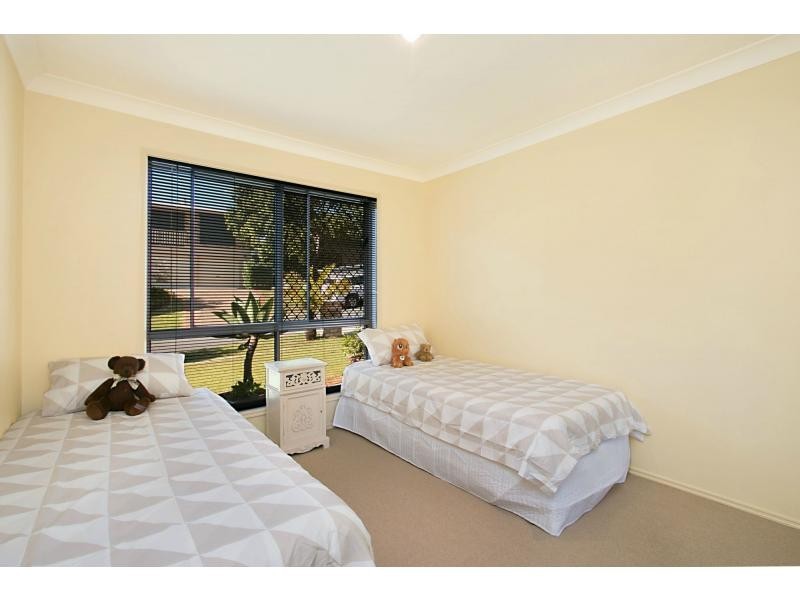 5 Tiarnna Close, Burleigh Heads QLD 4220