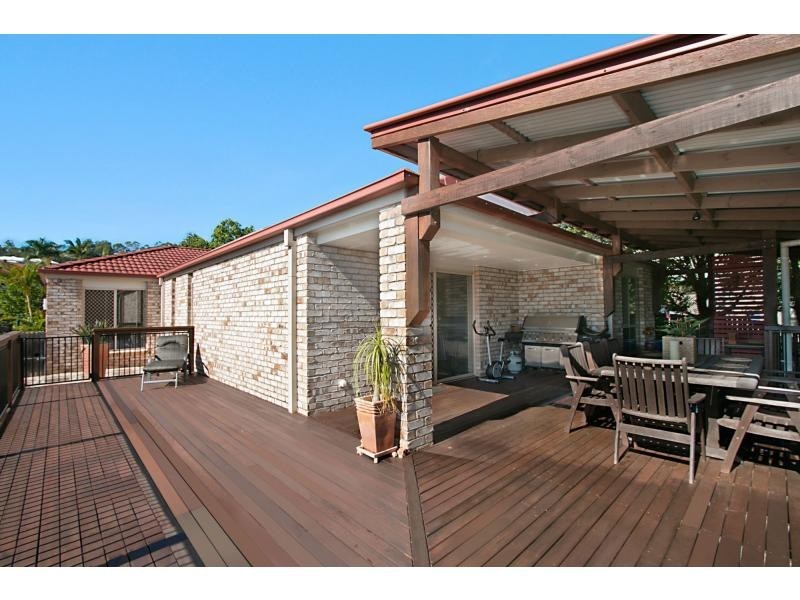 5 Tiarnna Close, Burleigh Heads QLD 4220