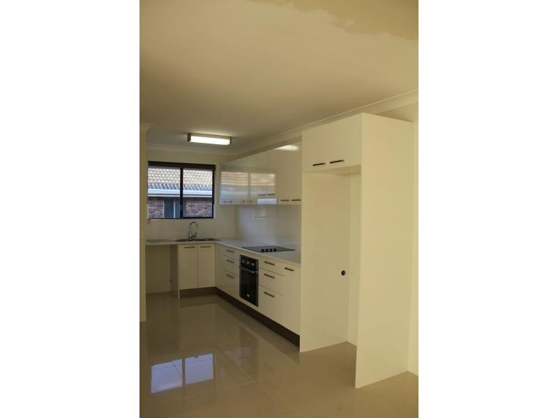 11/1871 Gold Coast Highway, Burleigh Heads QLD 4220