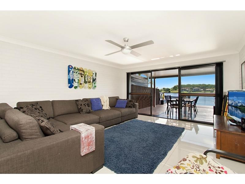 30/13 Shrike Court, Burleigh Waters QLD 4220