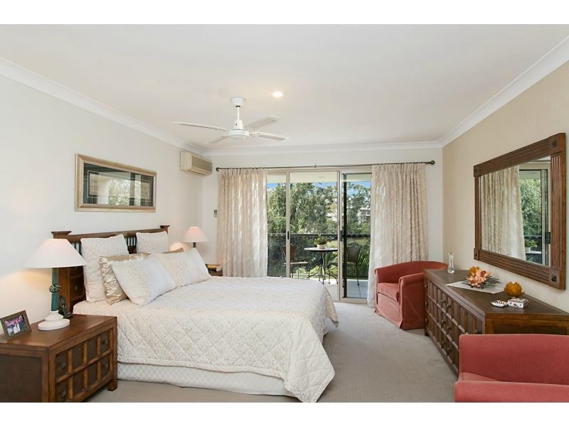 294 Ron Penhaligon Way, Robina QLD 4226