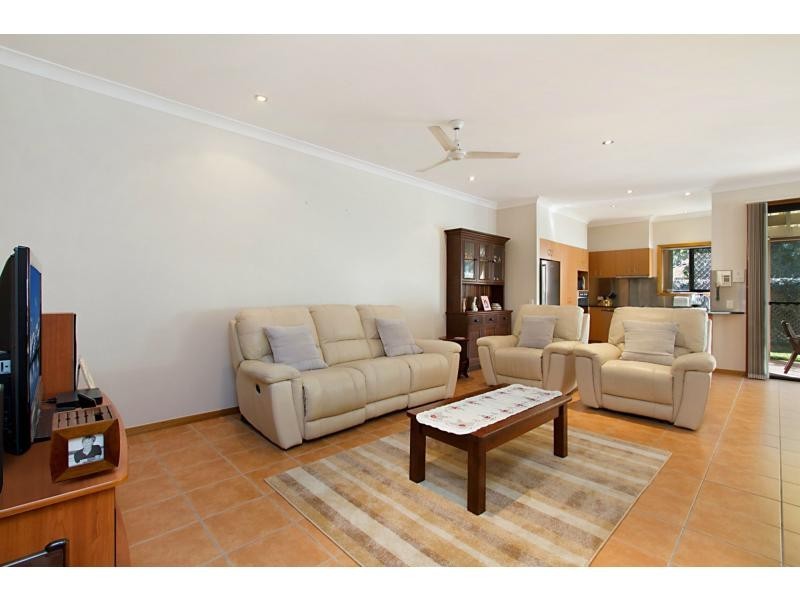 10/27 Beachcomber Court, Burleigh Waters QLD 4220