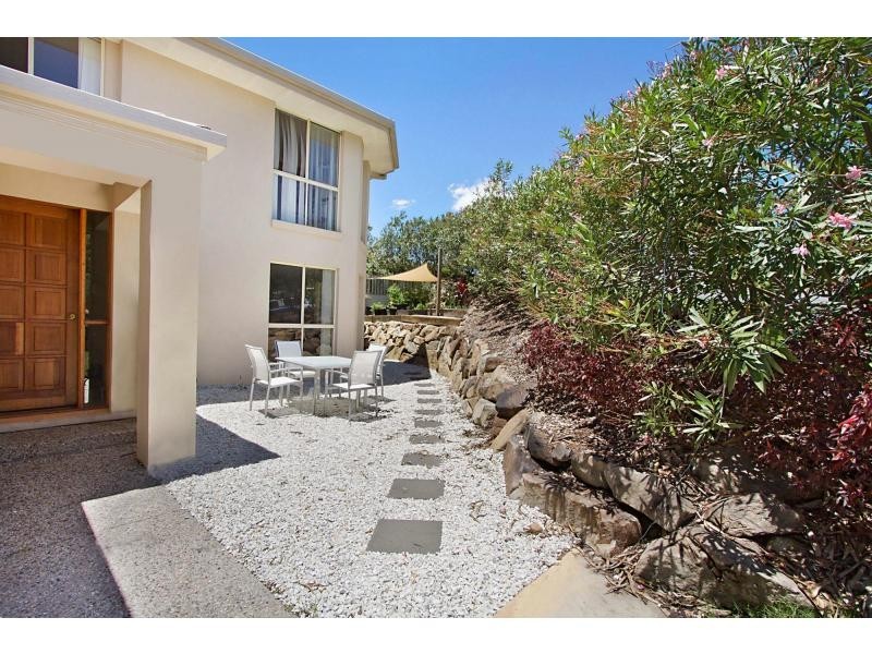 2/79 Sky Royal Terrace, Burleigh Heads QLD 4220