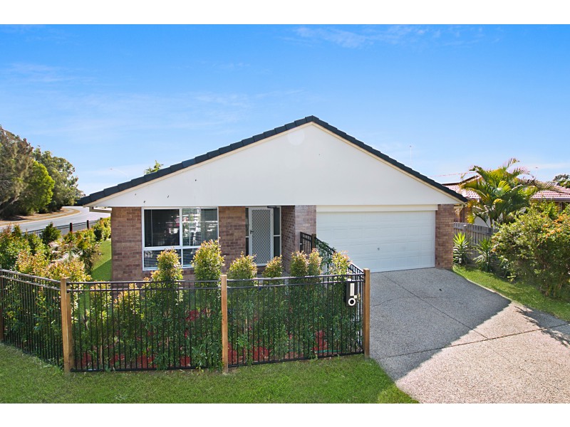 2 Resort Drive, Robina QLD 4226