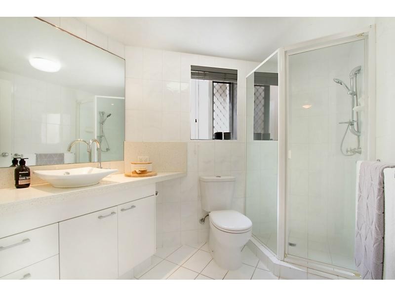 1/12 Tamborine Street, Mermaid Beach QLD 4218