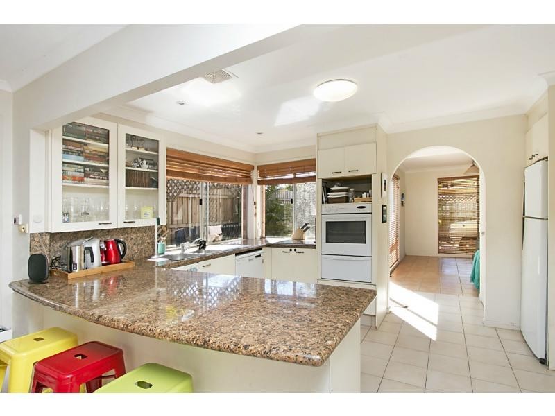 37 Twenty Seventh Avenue, Palm Beach QLD 4221