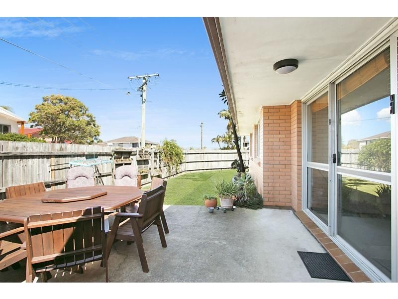 37 Twenty Seventh Avenue, Palm Beach QLD 4221