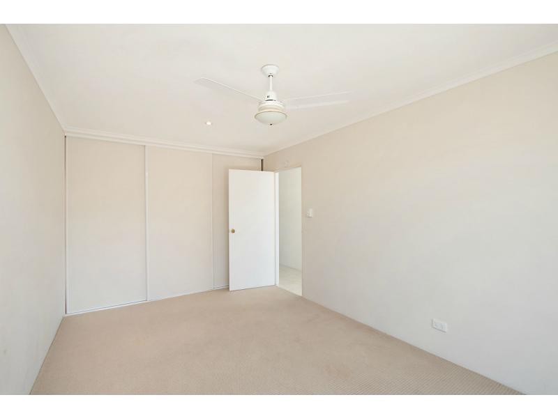 4/32 Murlong Crescent, Palm Beach QLD 4221